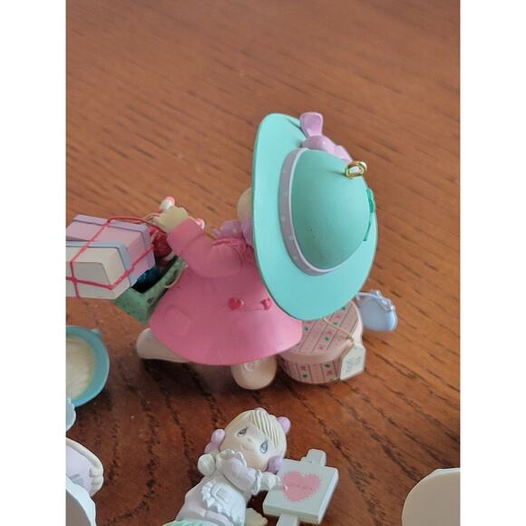Vintage Precious Moments Resin Plastic Holidays Sculptures Figurines Lot of 4 - Picture 14 of 16
